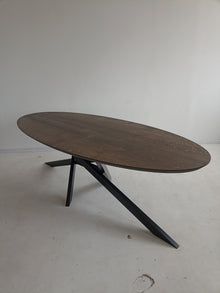 oval oak dining room table