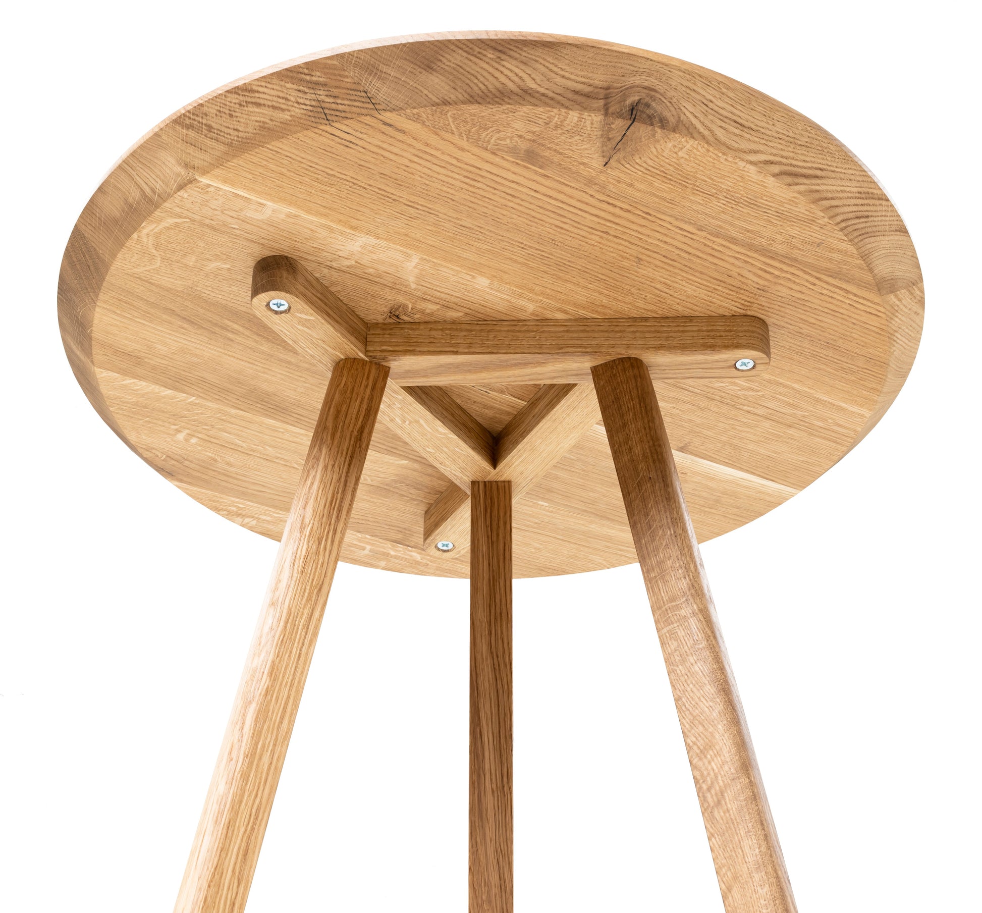 Round Oak Cafe Table by S10Home